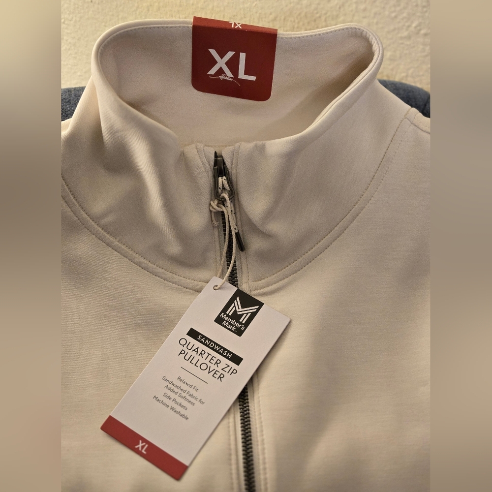 Women's White Quarter-Zip Pullover Sweater - Picture 4 of 6